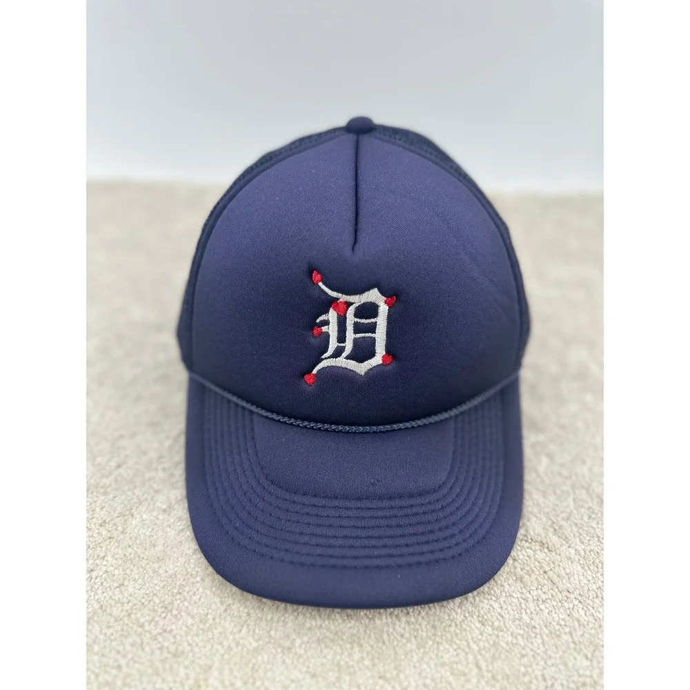Detroit Baseball Hat Cap Snap Back Navy Trucker Embroidered Hearts D Logo NISSUN